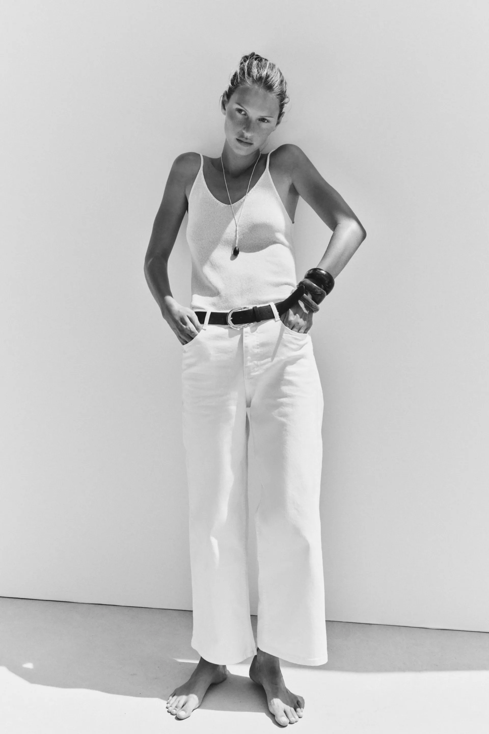 Jeans Culotte Tiro Alto con Cinturón en Zara Trendo